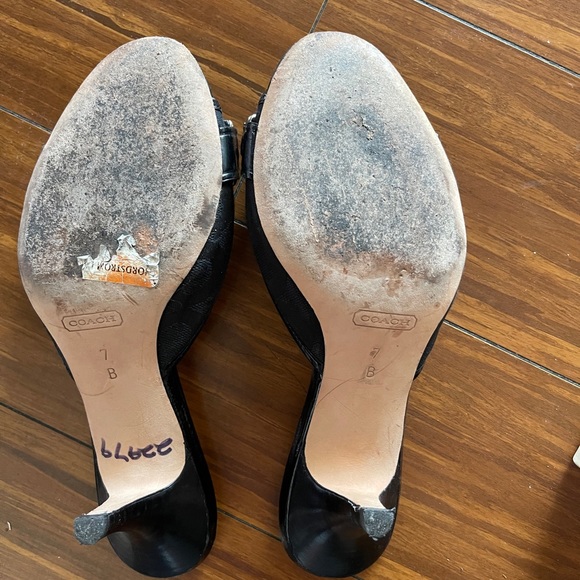 Coach shoes - Picture 2 of 2